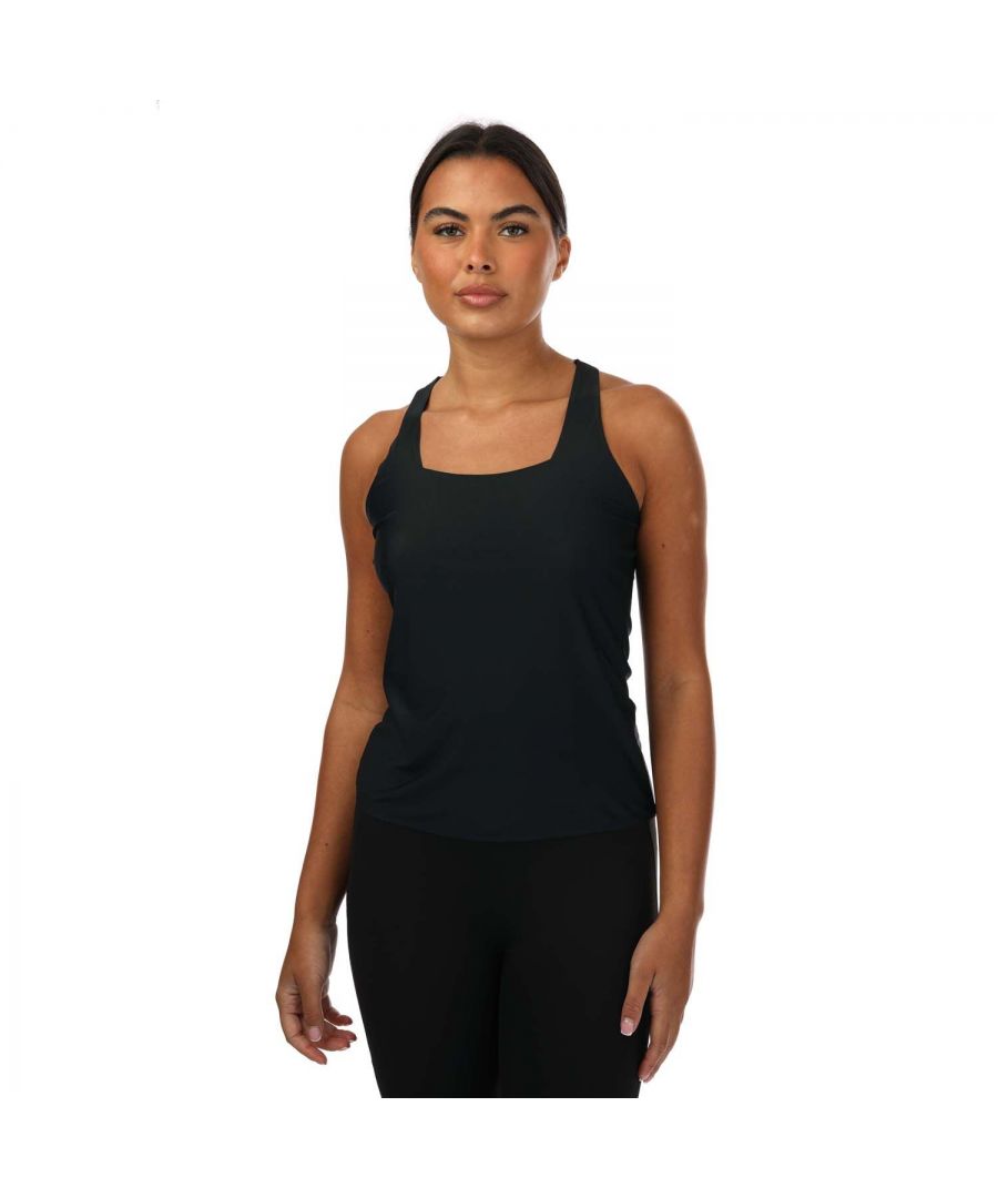 Womens Castore Active Technical Vest in black.- Square neck.- Laser cut ventilation at the back.- High-stretch and moisture-wicking fabric.- Reflective Castore Wings at back.- 88% Recycled Polyamide  12% Elastane.- Ref: CF0333BLK