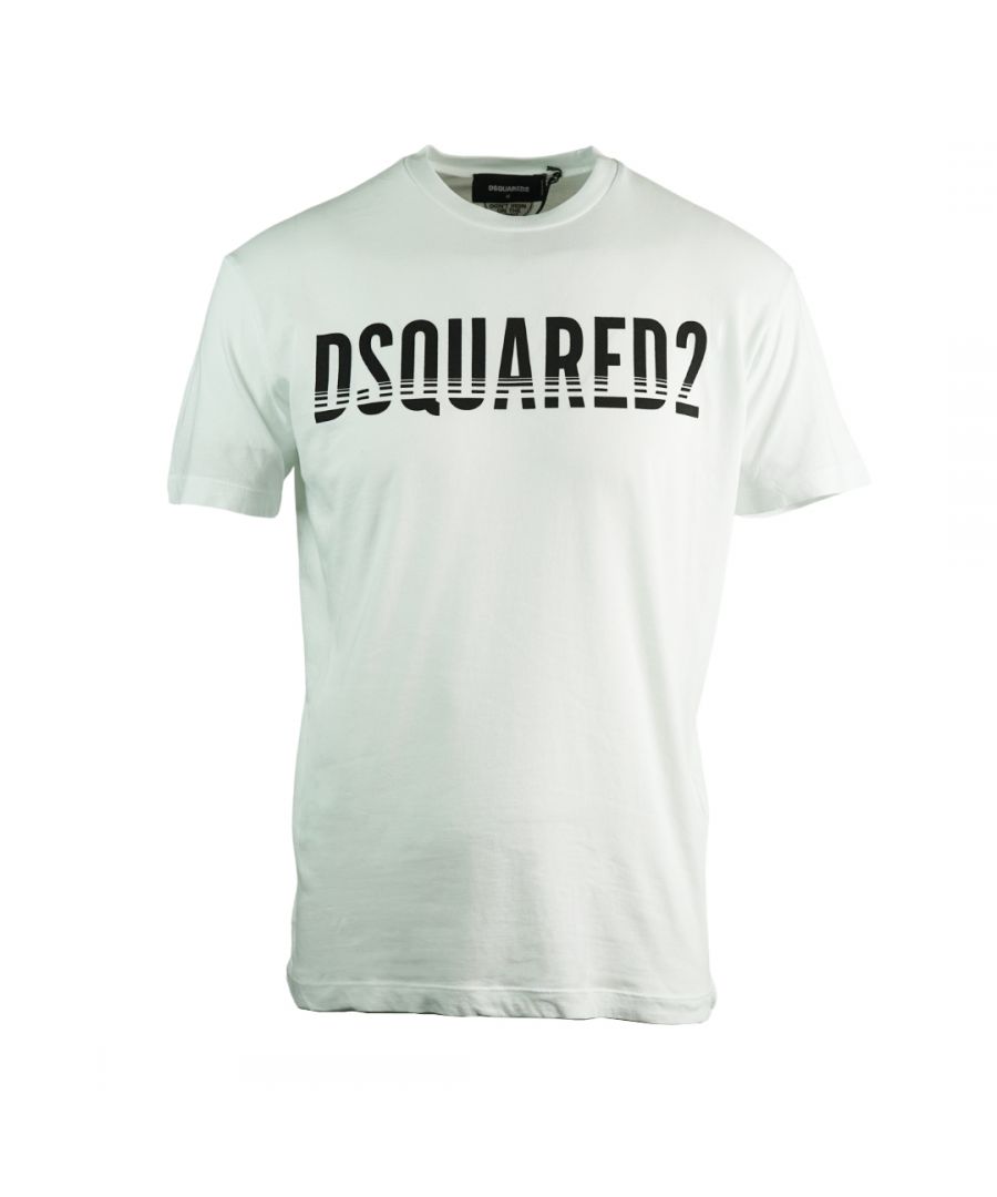 Dsquared2 Cool fit wit T-shirt met gesneden logo. Wit T-shirt met korte mouwen. Cool Fit-stijl, valt op maat. 100% katoen. Gemaakt in Italië. S74GD0577 S21600 100