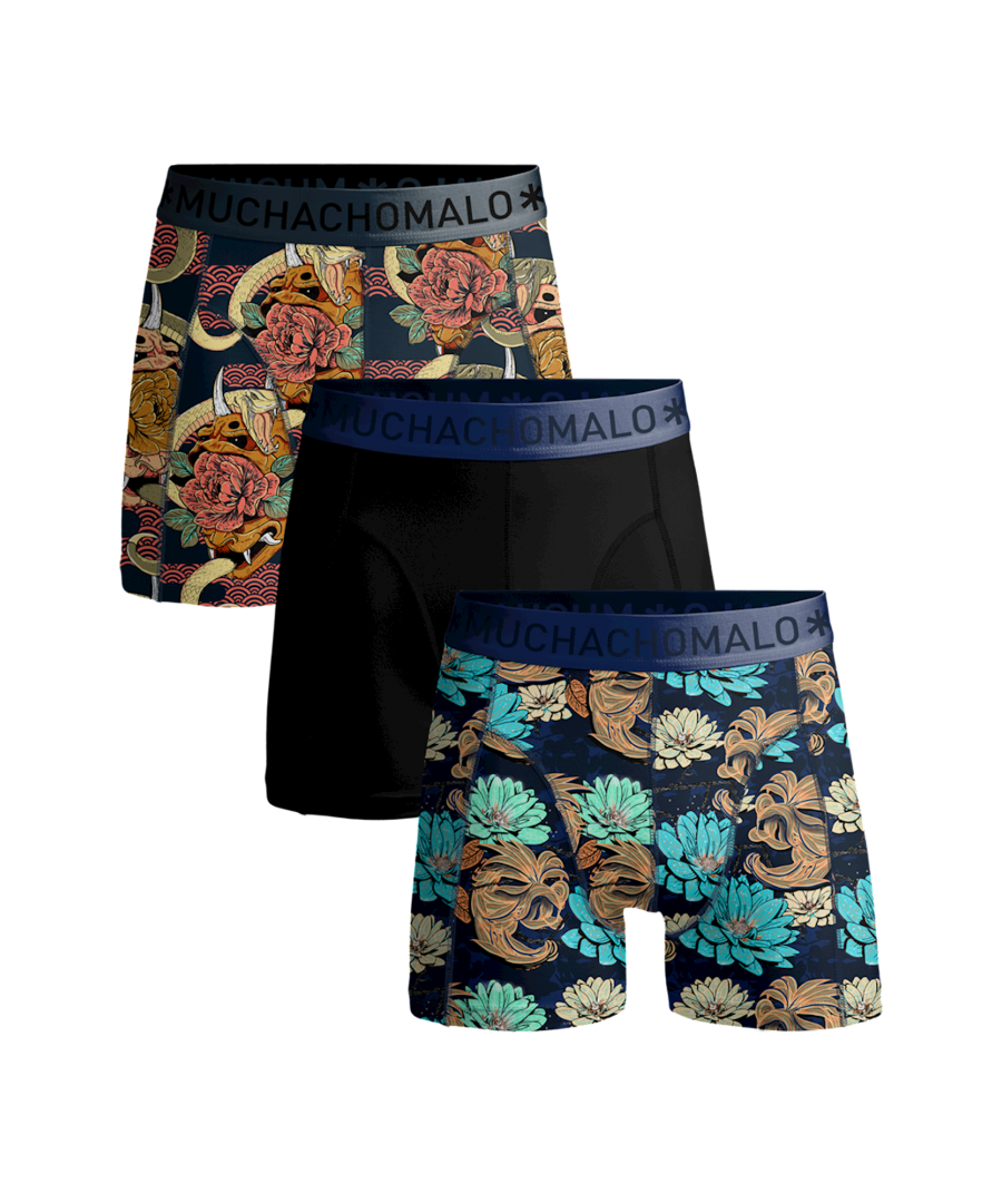 Boxer shorts that fits you perfectly.  For more than 15 years, Muchachomalo has been shaking up the fashion world with men's underwear that is just a little different. We are here for men who listen to the voice telling them to live, hold their heads high and trust who they are. And also for the men who don't know yet that there is an inner bad boy in them. And we know very well that this involves certain quality requirements. You demand a lot from yourself and you are also critical of what you buy. No hay problema! Muchachomalo traditionally combines a relaxed vibe with a dose of self-assurance that typifies the man with the inner bad boy. And all this in a qualitative way, because we offer you underpants that you really feel good in. Every day again. From size S to XXXL for the hombre pequeño to the gran papi. And always of premium quality cotton with 10% elastane for the perfect fit and an eye for the planet.