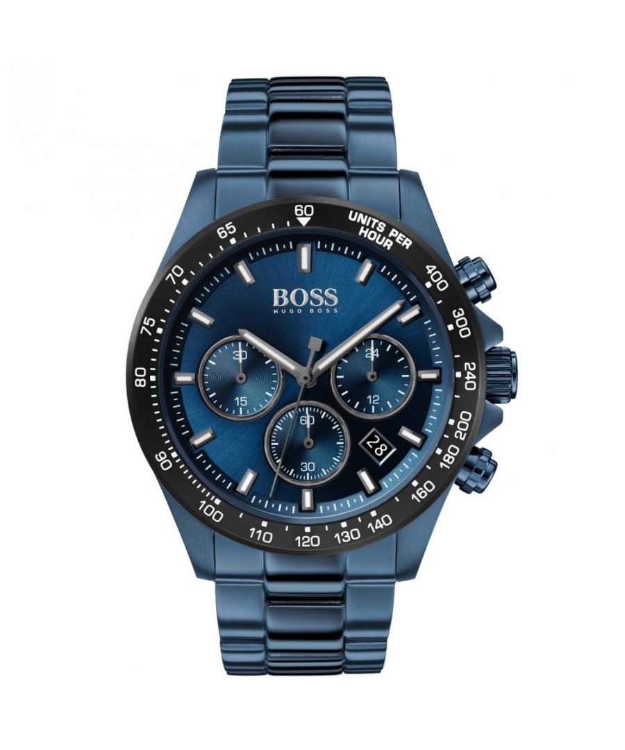 Dit Hugo Boss Mannen horloge beschikt over een Quartz binnenwerk. De kast (43 mm mm) is vervaardigd uit RVS (Blauw) en heeft een Mineraalglas. De band is Blauw RVS. Dit horloge uit de Hero reeks is een mooi en tijdloos geschenk. Verras jezelf of iemand anders met dit cadeau. Bovendien geniet u hierbij van 2 jaar garantie tegen alle fabricagefouten.