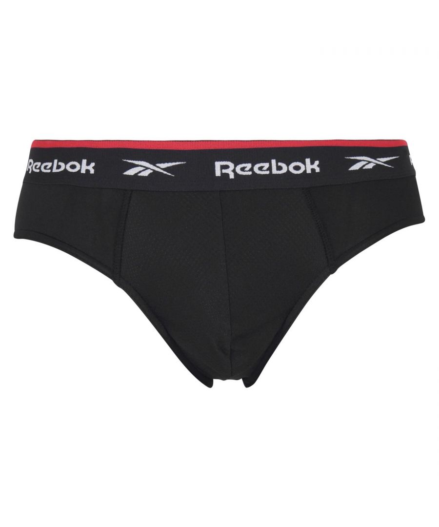 Reebok 3 Pack Wiggins Briefs Mens These Reebok Wiggins Briefs are crafted with an elasticated waistband and ribbed trims for comfort. They feature flat lock seams to prevent chafing and a reinforced pouch for support. These briefs are a lightweight construction designed with a signature logo and is complete with Reebok branding.