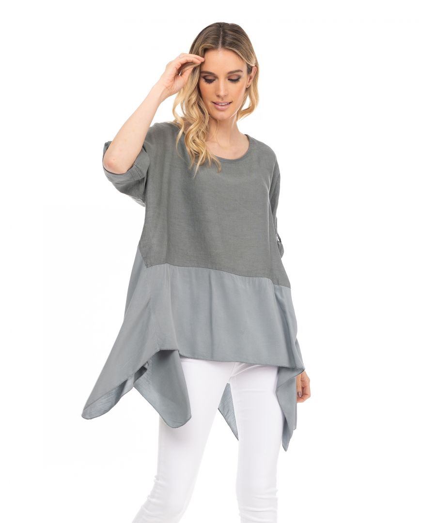 Oversize linen top with side peaks and adjustable sleeves