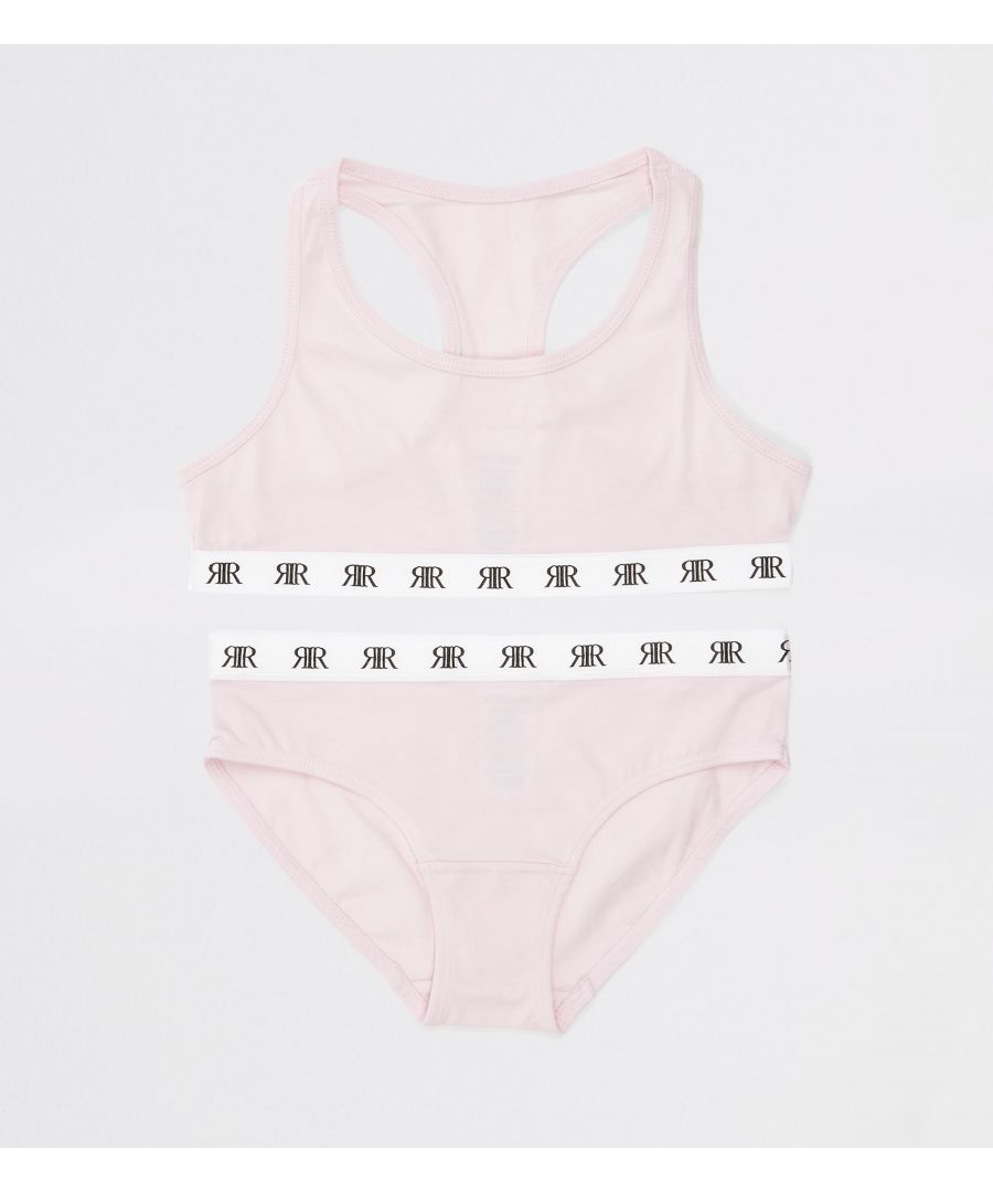 > Brand: River Island> Department: Unisex Kids> Material: Cotton Blend> Material Composition: 95% Cotton 5% Elastane> Type: Underwear> Style: Tank> Pattern: No Pattern> Size Type: Regular> Fit: Regular> Season: SS20> Number in Pack: 2 Pack