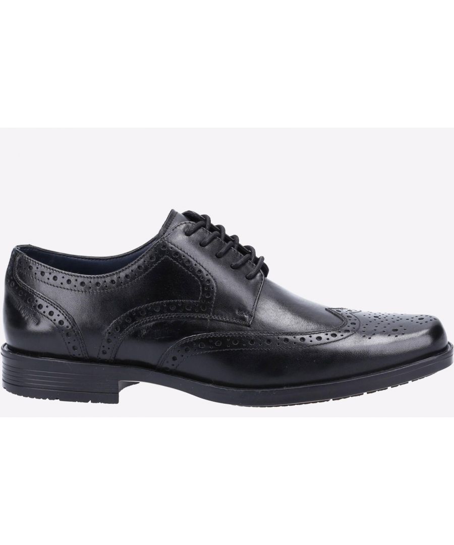 A Brogue Style Back To School Shoe; The Brace Brogue features a stylish lace up fastening and a durable TPR sole allowing long lasting wear.\n- Leather Upper.\n- Leather Sock and Lining.\n- Memory Foam Comfort Insole.\n- Flexible Rubber Sole\n- Memory Foam Sock