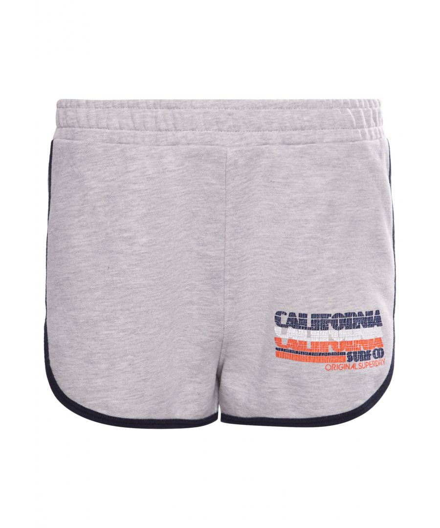 Get the 70's look with the Cali jersey shorts. These shorts feature an elasticated waistband, contrast stripe detailing and a textured logo graphic.Elasticated waistbandContrast stripe detailingTextured logo graphic