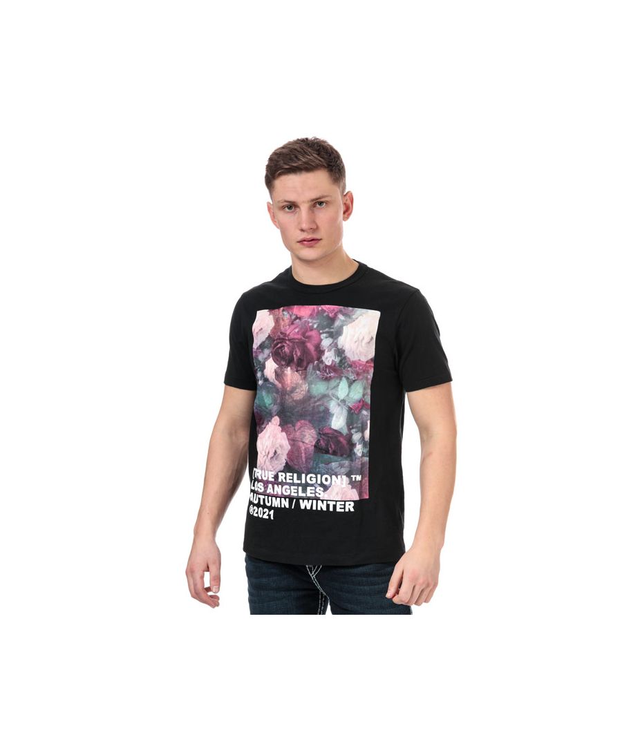 Mens True Religion Floral Text T-Shirt in Black.         <BR><BR>- Crew neck.<BR>- Short sleeves.<BR>- Large printed graphic logo to chest.<BR>- Straight hem<BR>- 1031681001