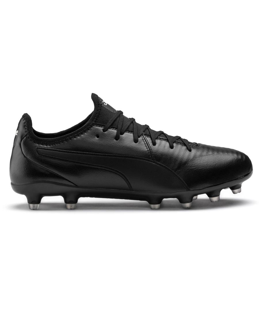 The Puma King Pro Mens Firm Ground Football Boots are designed with a durable K-Leather upper for classic touch and superior feel.   Made with a  Slip-on construction with elastic tongue for a locked down feel to take the King boots to the next level.  Lightweight Firm Ground outsole with conical studs for maximum performance on Firm Ground pitches. Classic Puma branding applied to the side in a subtle blackout colourway.