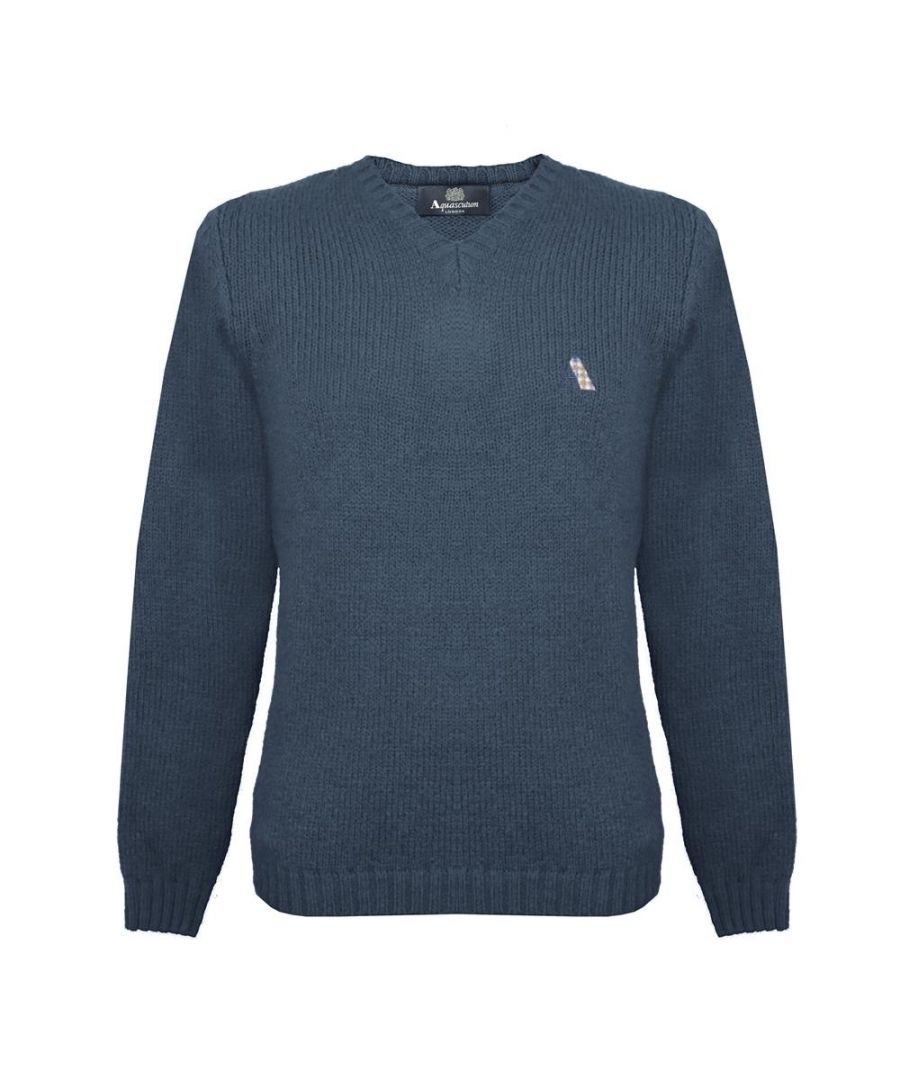 Aquascutum Check A Logo Grey V-Neck Knit Jumper. Aquascutum Check Logo Grey Knitwear Sweater. 48% Alpaca, 36% Acrylic, 9% Polyamide, 7% Polybutylene Terephthalate. Branded A In Classic Check On Left Chest. Regular Fit, Fits True To Size. 36861 01