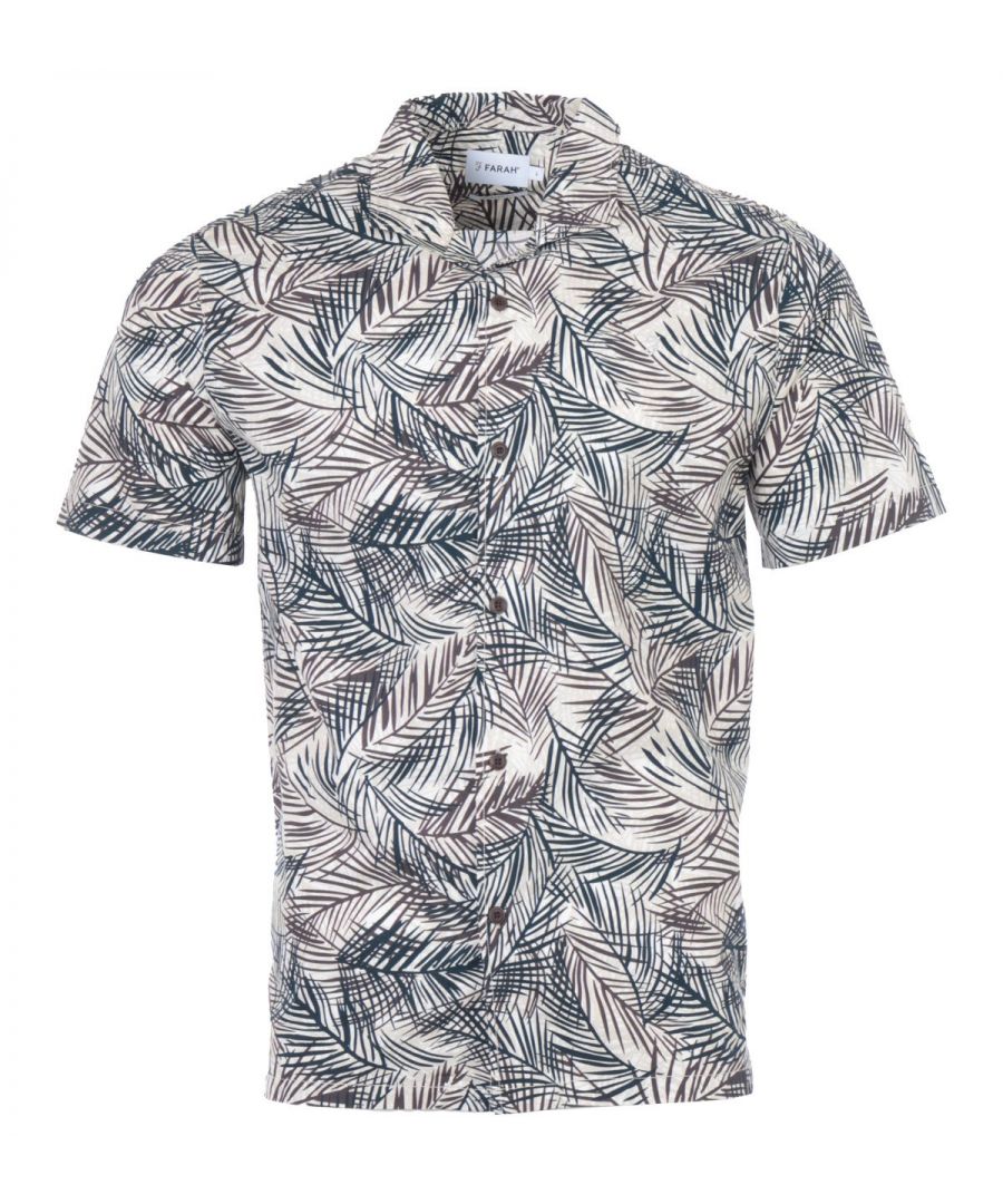 Crafted from pure cotton, the Taylor Print Short Sleeve Shirt from Farah is the perfect warm weather shirt to add to your wardrobe. Featuring a revere collar, full button closure, short sleeves and an all over leaf print. Finished with the iconic 'F' logo embroidered at the chest.  Modern Fit, Pure Cotton, Revere Collar, Full Button Closure, Short Sleeves, All Over Print, Farah Branding. Fit & Style: Modern Fit, Fits True to Size. Composition & Care: 100% Cotton, Machine Wash.