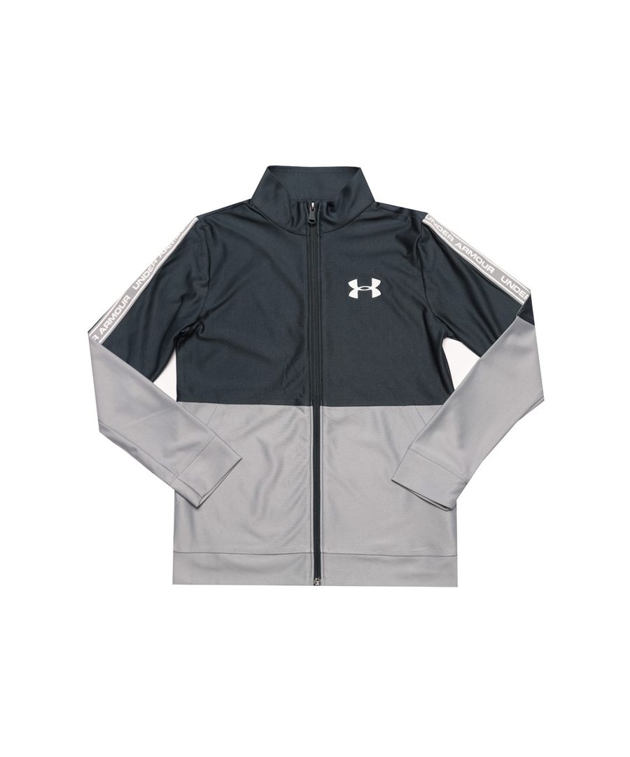 Infant Boys Under Armour Prototype Jacket  Grey. <BR><BR>- Fuller cut for complete comfort.<BR>- Durable knit fabric is light  tough and breathable.<BR>- Material wicks sweat & dries really fast.<BR>- Open hand pockets.<BR>- Branded taping details.<BR>- 100% polyester. Machine washable.<BR>- Ref: 1329400073I.
