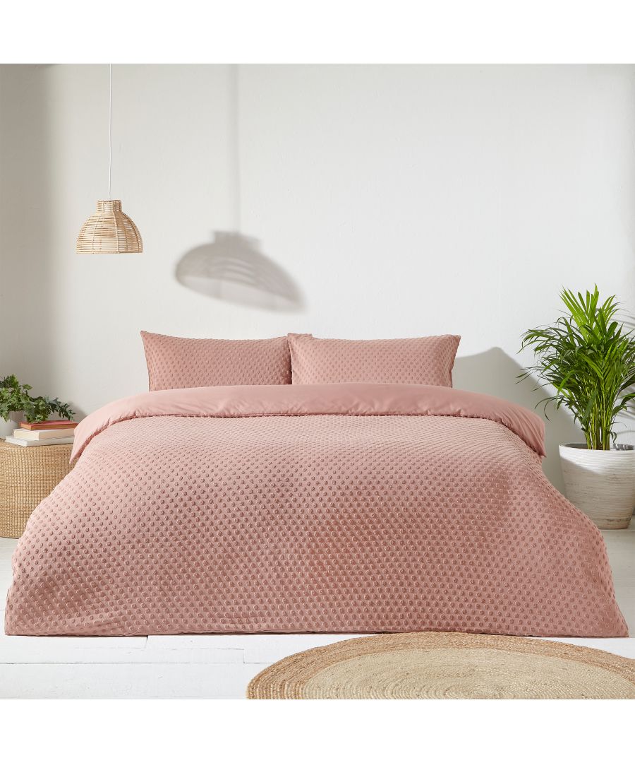 Add texture to your home with the polka tufted duvet cover set. Made with 100% cotton and featuring mini dot tufting detail, our polka tuft bedding will add a cosy, textural look to your bedroom. With a comfortable, breathable cotton percale reverse to help you have a better night’s sleep, this bedding feels as good as it looks. Includes 2 x pillowcases measuring 50 x 75cm.