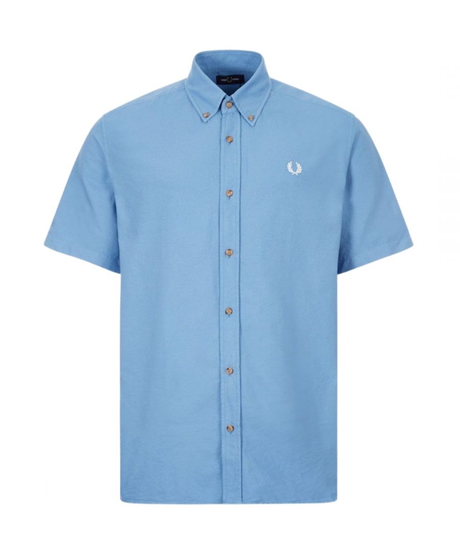 Fred Perry M8603 J86 Blue Casual Shirt. Fred Perry Blue Shirt. 100% Cotton. Button Closure. Style: M8603 J86. Regular Fit