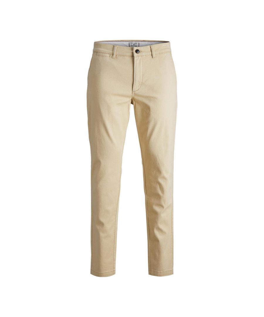 Five-pocket pants in a regular fit design The stretch fabric ensures freedom of movement Clean style and detailing for versatility.\n\nFeatures:\n\nRegular rise\nComfort thigh\nRegular knee\nNarrow leg opening\nButton fly\n\nSpecifics:\n\nMaterial: 98% Cotton, 2% Elastane\nStyle code: 12206324\n\nWashing Instruction:\n\n40°C mild wash\nDo not tumble dry\nIron at low temperature\n\nNote: Do not bleach, Do not dry clean\n\nPackage Includes -  Jack&Jones Men's Chinos, 32W/32L