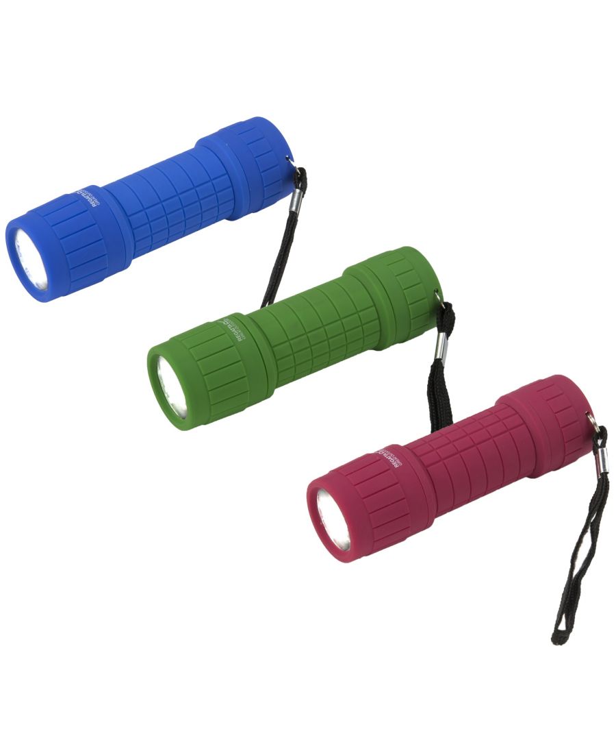 The Regatta 9 LED Hand Torch uses a bright focused beam to help guide your way. Perfect for camping, walking or keeping in the car in case of emergency. Please note: this product is only one torch; a torch in either blue, green or pink will be randomly selected. 98% Plastics, 2% Other Fibres/Materials.