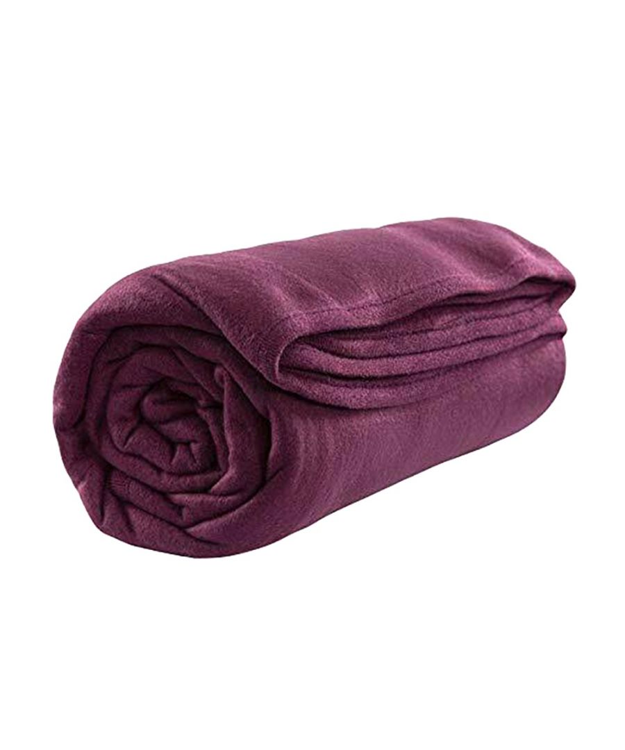 Soft and Warm Fleece. Large 120 x 180cm Size. 100% Polyester.