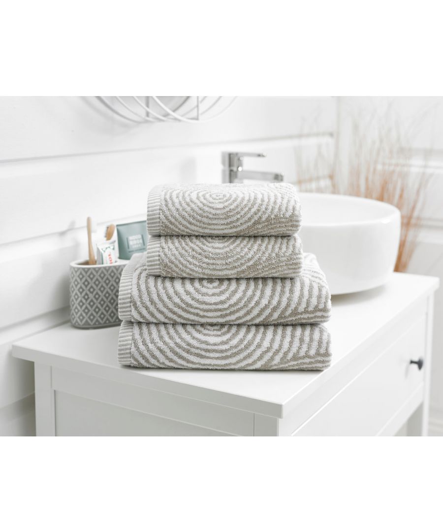Combed Cotton takes out the impuraties from regular carded cotton, making it softer and more absorbent. This towel is woven on a jacquard loom to give a different appearance to regular plain dyed cotton.