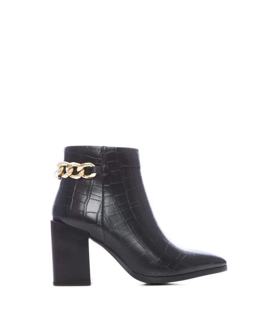 Look your best in Bailie. The chunky chain trim and croc-effect upper add to the impact of the boot, whilst the block heel makes it perfect to wear day or night. Complete with a pointed toe. The inside zip allows easy foot entry - style with a knitted dress.