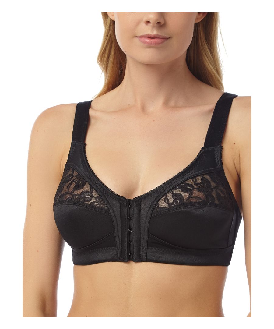 This Marsylka front fastening bra is comfortable to wear all day long due to the wider wings and straps. It fastens at the front for easy put on/off and is ideal for women who have recently had surgery, have disabilities or who are older and struggle with mobility. It is also super soft and very light.