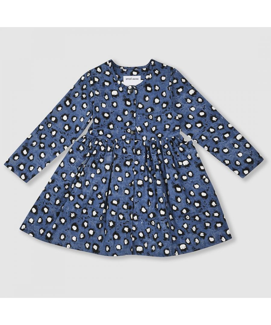 Lightweight 100% cotton dress with our bespoke painted dot print in navy with black and white dots. Features front side pockets and press stud opening for ease of dressing.