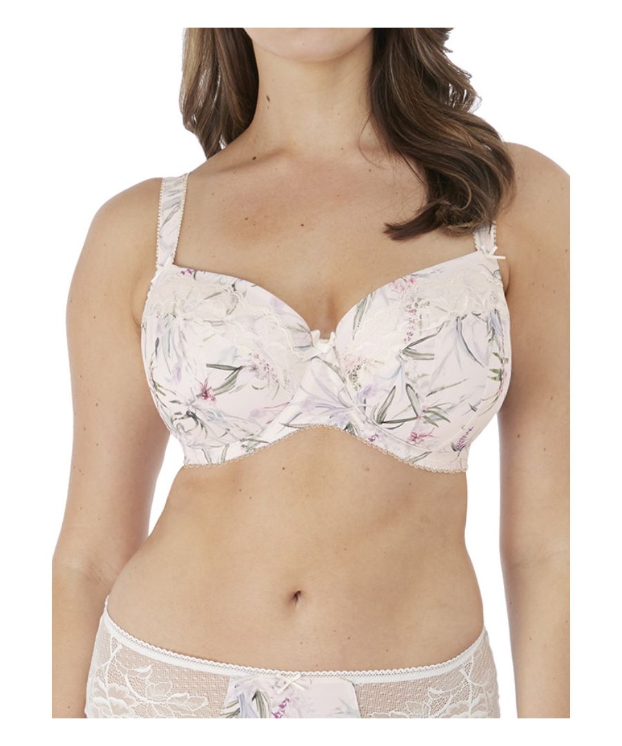 This stunning Carena lingerie range by Fantasie is perfect for everyday wear. This elegant half cup bra offers a natural uplift, as well as a padded to provide you with extra support and a naturally rounded shape. The underwired cups and adjustable straps provide you with additional comfort and the perfect fit.