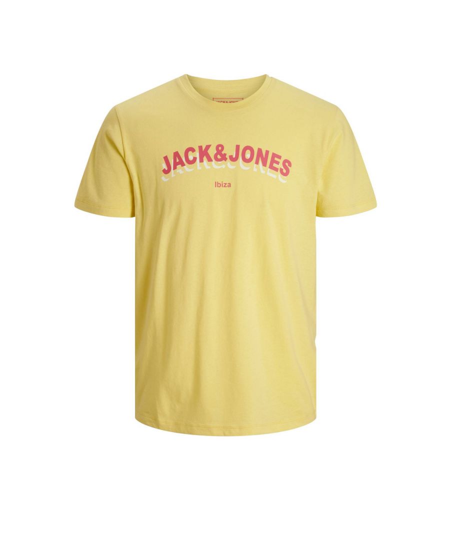 Dit regular fit T-shirt voor heren van JACK & JONES CORE is gemaakt van katoen en heeft een logo-opdruk. Het model heeft een ronde hals en korte mouwen.details van dit shirt:stijlnaam: JCOSETH