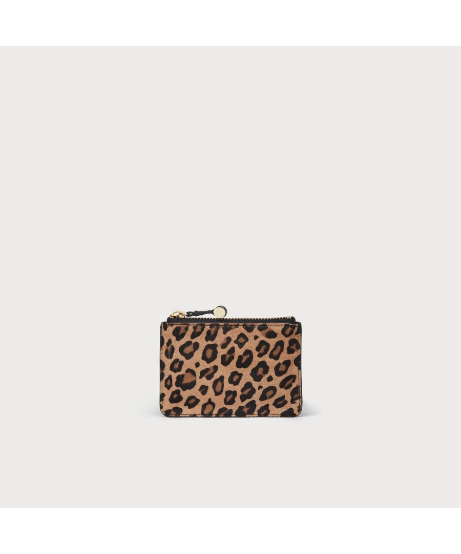 Crafted from leopard-print calf hair, the small Poppy coin purse is a practical piece to keep forever. With a slim design and zip closure, slip it into your bag today.