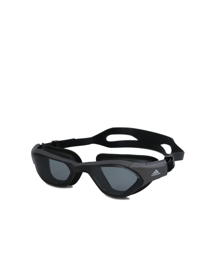 adidas Persistar 180 Unmirrored Swimming Goggles in black.- Adjustable double strap for best fit.- Full 180-degree field of vision.- UV PROTECTION; ANTIFOG finishing.- Nosepiece conforms for multiple fits.- Sunglasses-look in one-piece frame design.- Regular training: Routine swimmer who trains for endurance and personal fitness and seeks comfort and durability.- Injection molded (A&G).- 100% polycarbonate injection-moulded.- Shell: 100% Silicone. Goggles Lenses: 100% Polycarbonate.- Ref: BR1130