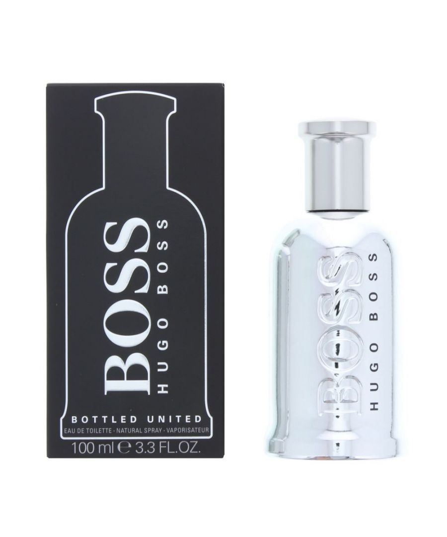 Boss Bottled United by Hugo Boss is a woody aromatic fragrance for men. Top notes are buchu, blood orange and ozonic notes. Middle notes are mint, orris, spicy mint, apple, lily-of-the-valley and melon. Base notes are vetiver, patchouli, cashmeran, amberwood, coumarin and white musk. Boss Bottled United was launched in 2018.