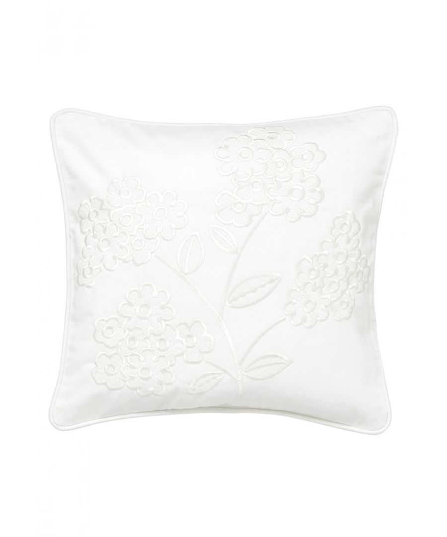 Letty captures the elegance and sophistication of the 20's with its stylised, intricate floral and branch motif woven in a palette of soft, Porcelain tones. The cotton/ polyester blend creates a subtle texture but also offers a soft to the touch handle. White embroidered pillowcases add the perfect contrast and the range includes a quilted throw, one size of curtains (66x72