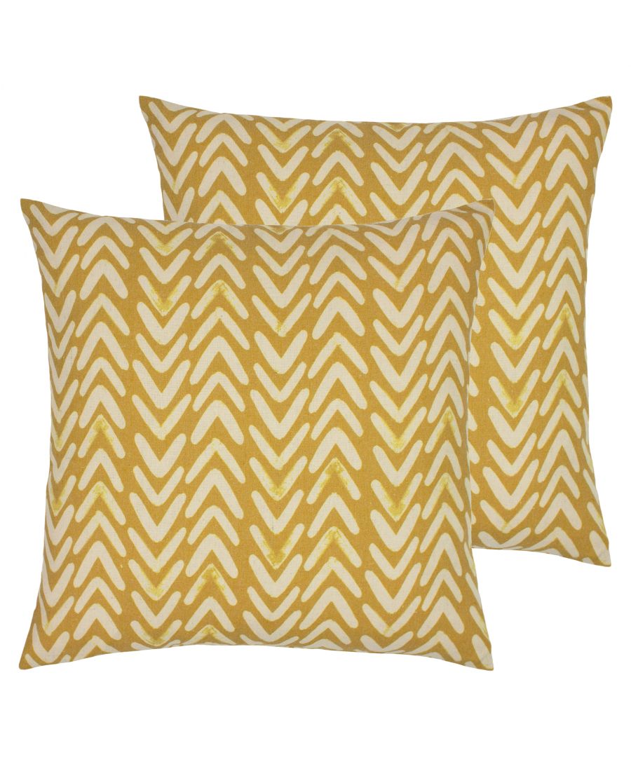 Invite some life into your interior with these geometric printed linen-look cushions. Perfect for spring and complete with different patterns, these designs will be sure to catch some attention and fit well within any modern interior.
