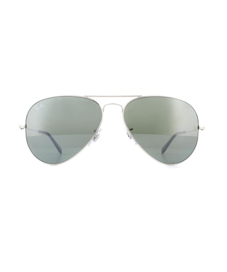 Ray-Ban Sunglasses Aviator 3025 W3277 Silver Grey Mirror were originally designed in 1936 for US military pilots and have since become one of the most iconic sunglasses models in the world. The timeless design is characterised by the thin metal wire frame, large teardrop shaped lenses and fine metal temples that feature silicone tips and nose pads for a customised and comfortable fit. This classic model is available in various sizes and an array of colourways.