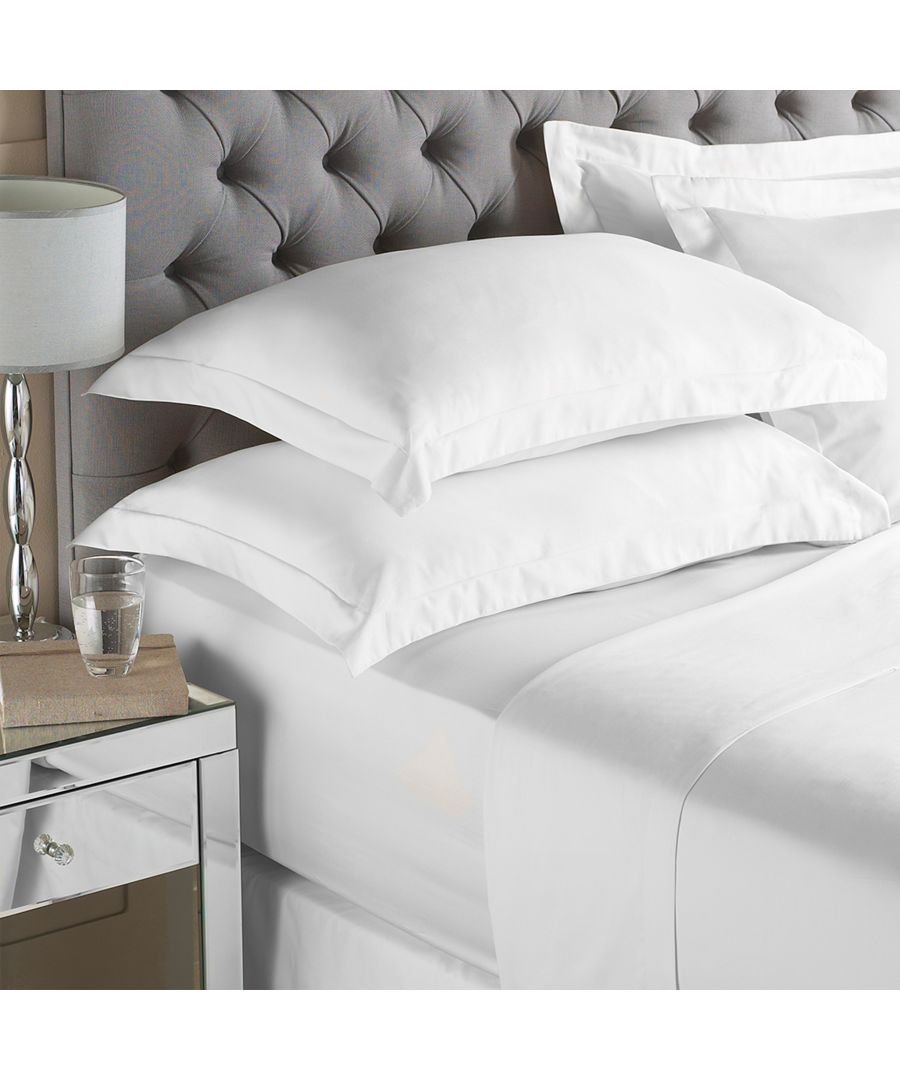 This hotel-quality fitted sheet is created with a luxurious 200 thread count, 100% cotton percale fabric, perfect for those warmer months. Characterised by a matt finish and crisp look, these linens are both lightweight and breathable. Better yet, they are fully machine washable at 60 degrees and you can iron them on a warm setting to achieve that crisp hotel feel. Matching Paoletti 200 Thread Count housewife and oxford pillowcases are also available to complete the look.