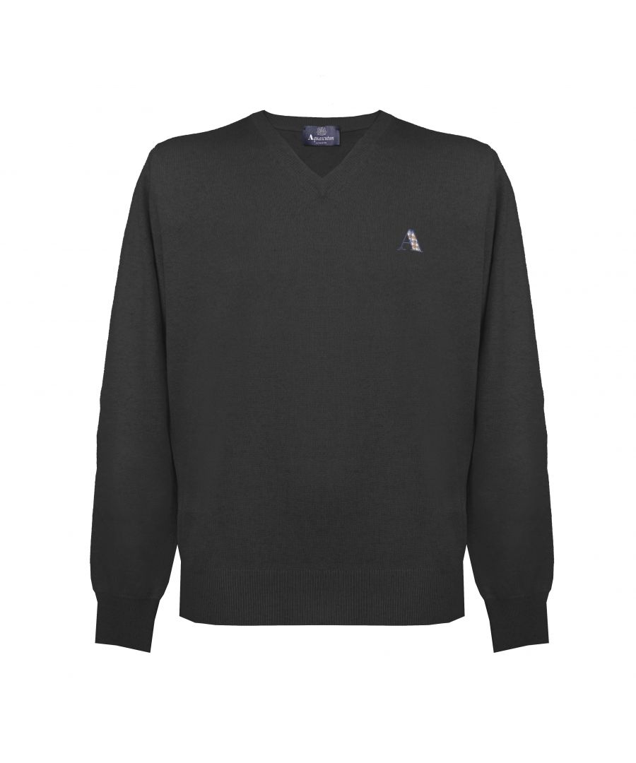 Aquascutum Check A Logo Navy Blue V-Neck Jumper. Aquascutum Check Logo Navy Blue Knitwear Sweater. 50% Wool, 50% Acrylic. Branded A In Classic Check On Left Chest. Regular Fit, Fits True To Size. 85Z9 01