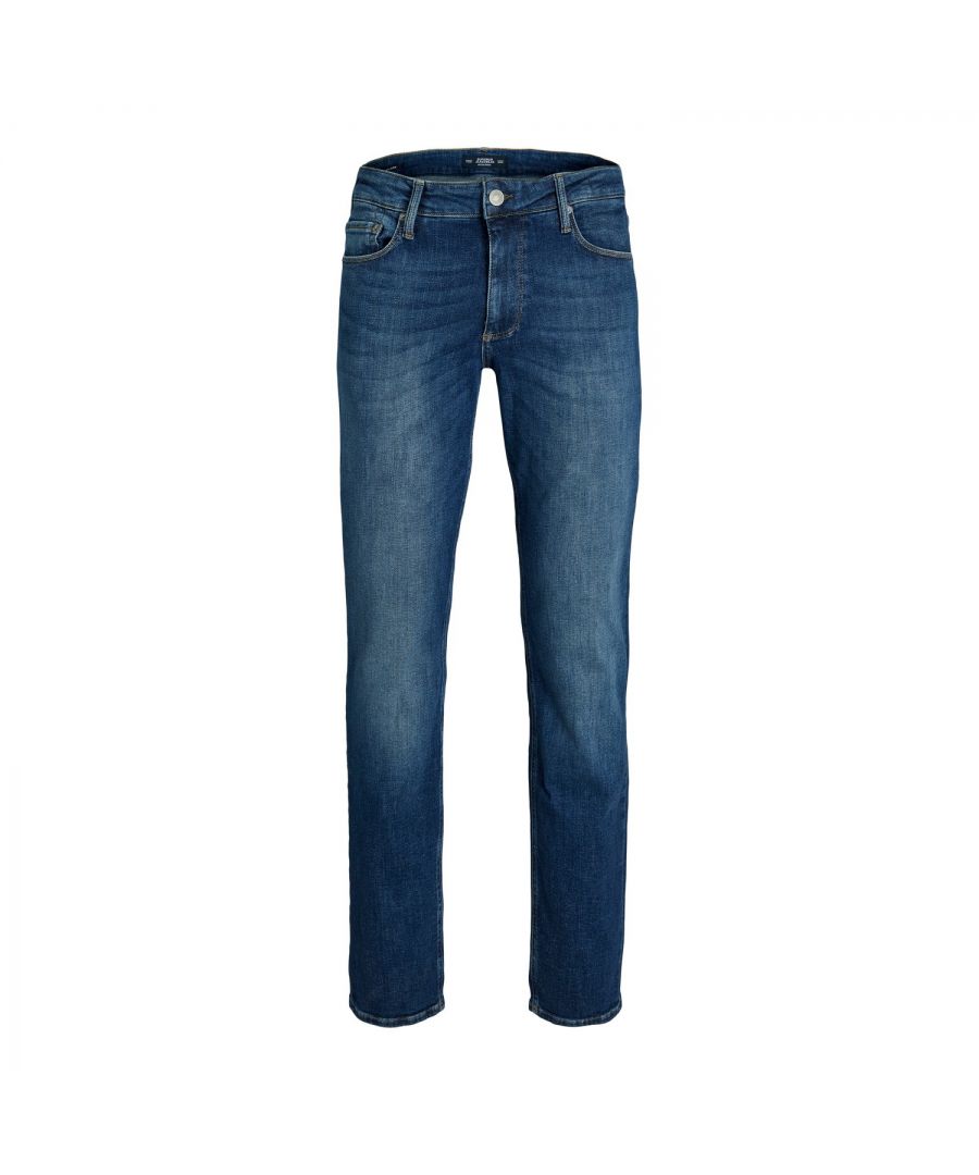 Heren jeans van het merk Jack & Jones. De broek is gemaakt van hoogwaardig katoen, polyester en elastaan. De elastaan zorgt ervoor dat de broek veel stretch heeft en dus een mooi aansluitende pasvorm heeft.  Merk: Jack & JonesModelnaam: JJi Clark JJ EvanCategorie: heren jeansMaterialen: katoen, polyester, elastaanKleur: blauw