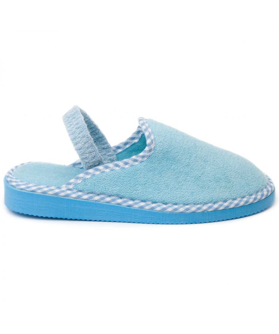 Light child chinestone with anti-slip rubber sole. Perfect for day to day for your comfort. Exterior and soft interior. Padded plant.Doly sewn and refozy. You will not want to take off! Made in Spain.