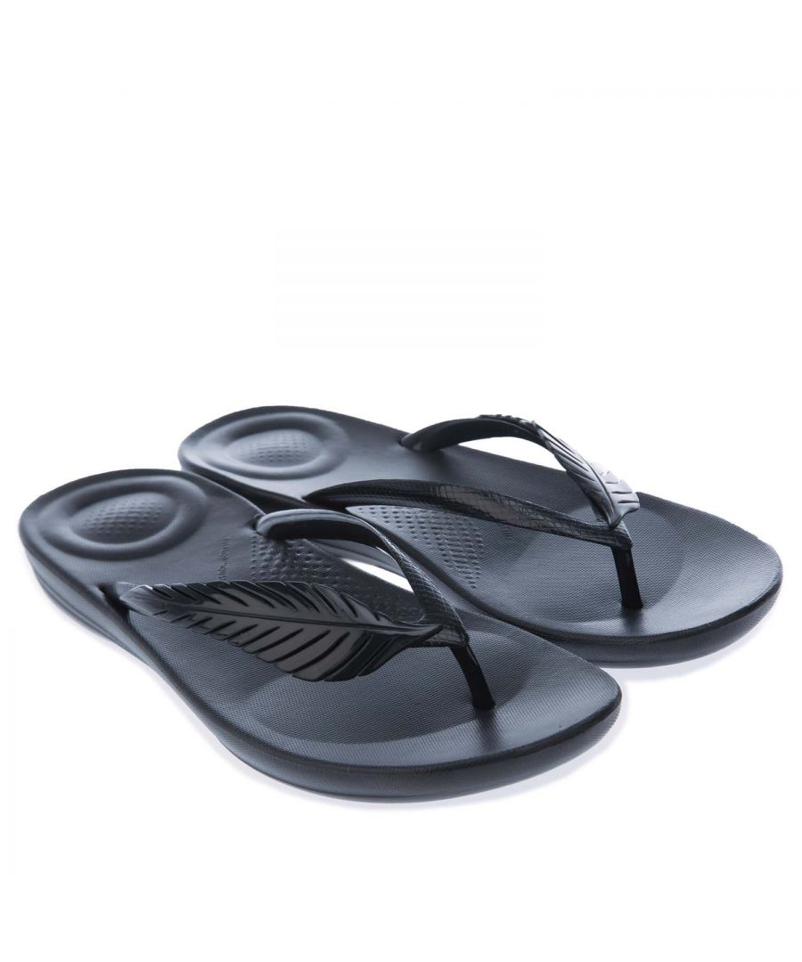 Image for Women's Fit Flop iQushion Feather Flip Flops in Black