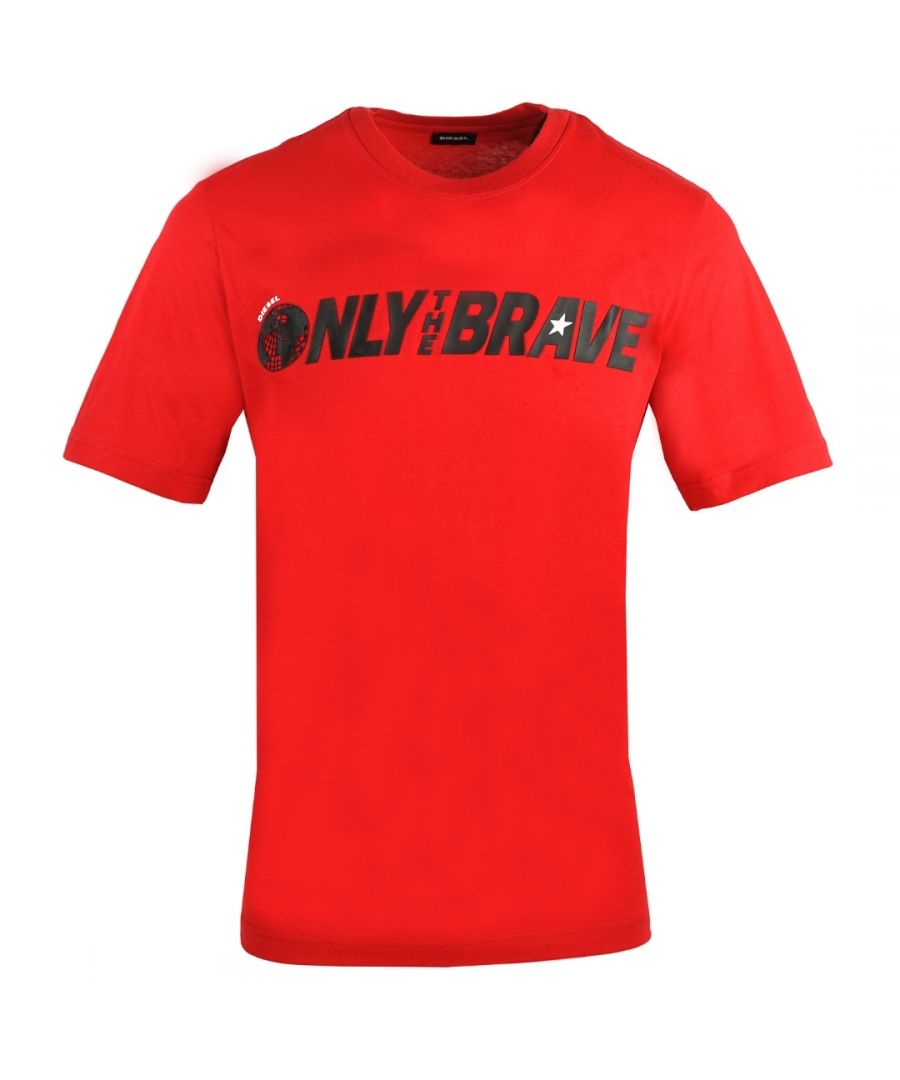 Diesel T-Just-SV rood T-shirt met 'Only The Brave'-logoprint. Diesel rood T-shirt met korte mouwen. Normale pasvorm, past volgens de maat. 100% katoen. 'Only the Brave'-motief op de borst. Stijl: T-Just-SV 41U
