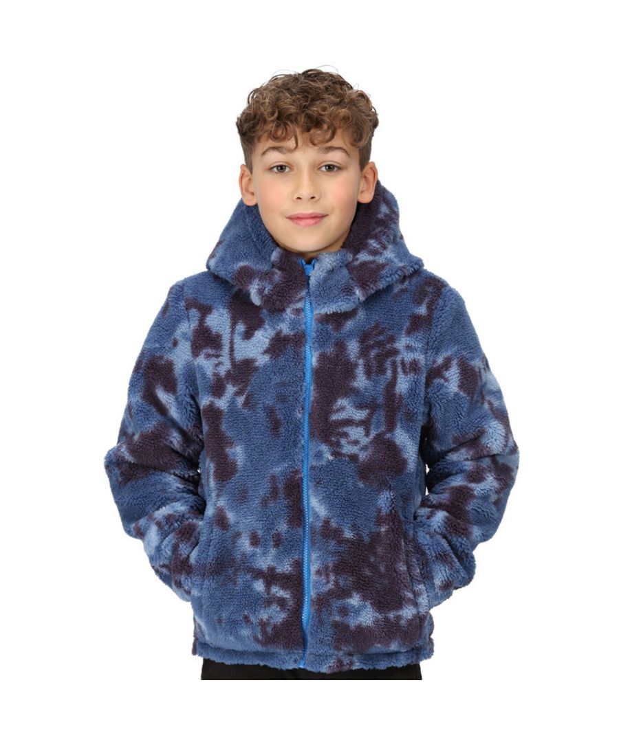 100% polyester micro poplin. Durable water repellent finish. Luxury high pile fur/borg polyester lining. Grown on hood. 2 zipped lower pockets. Reversible design.