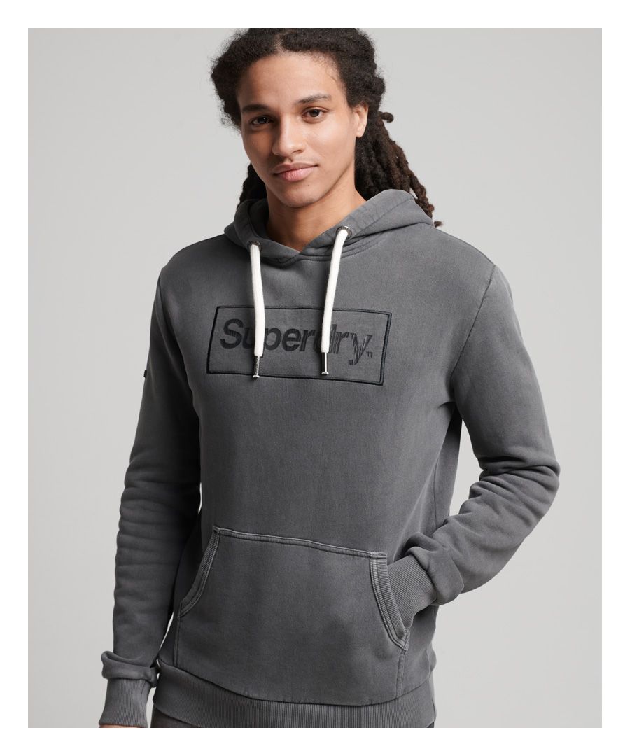 Join our iconic Superdry family with this American Classics Hoodie, featuring our distinctive Core Logo.Relaxed fit – the classic Superdry fit. Not too slim, not too loose, just right. Go for your normal sizeDrawstring hoodSoft liningFront pouch pocketRibbed cuffs and hemCore Logo graphicSignature logo tab