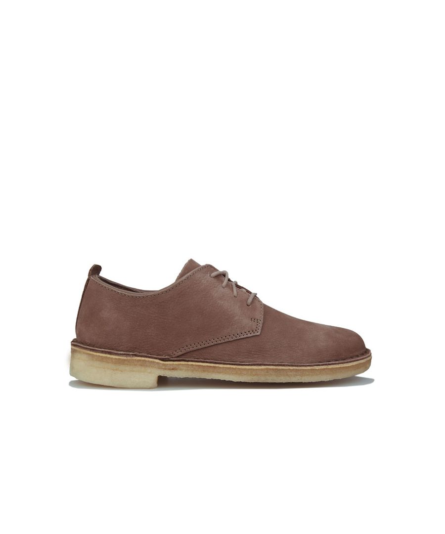 Womens  Clarks Originals Desert London Shoes in mushroom.- Premium leather upper.- Lace-up construction.- Cushioned insole.- Signature crepe sole.- Clarks Originals branding.- Comfortable leather lining.- Rubber sole.- Leather upper  Leather lining  Synthetic sole.- Ref: 26149443