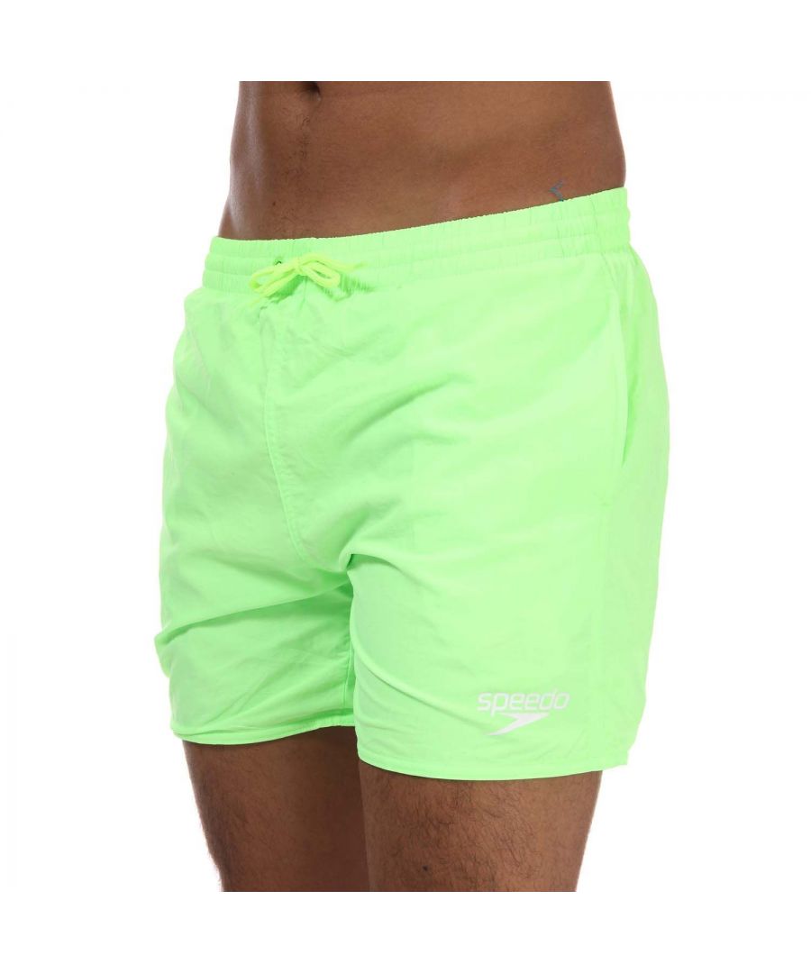 Mens Speedo Essential Swim Shorts in green.- Drawstring waist for a secure and adjustable fit.- Side seam pockets.- Speedo branding.- Quick dry.- Mesh inner brief ensures support while wearing.- Body: 100% Recycled Polyamide. Lining: 100% Polyester.- 812433F930Please note that returns will only be accepted if the hygiene label is still attached to the product.