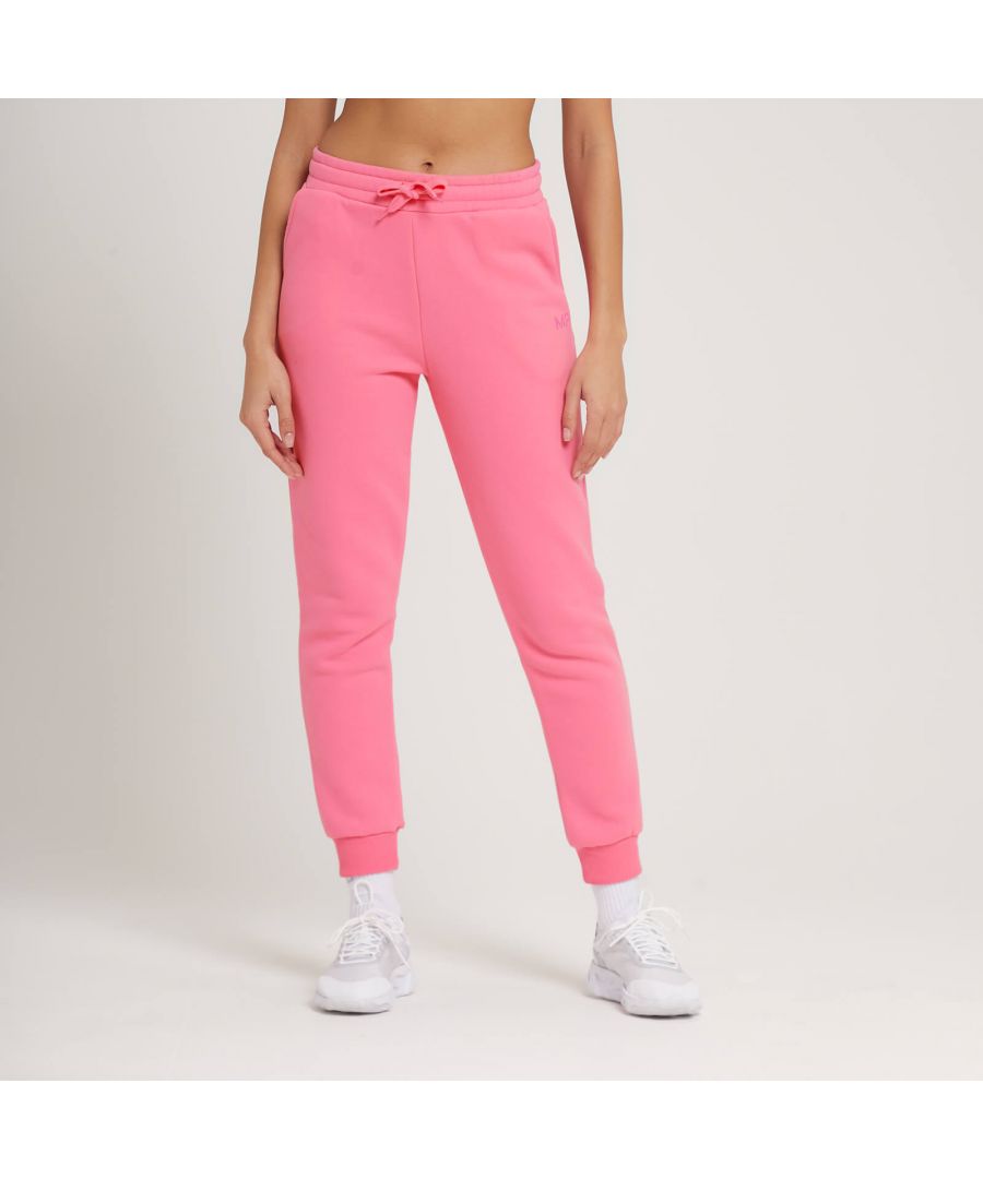 Joggers which offer the ultimate everyday comfort. Designed with a drawstring to provide the perfect fit, this cotton rich joggers are an essential to add to your wardrobe.