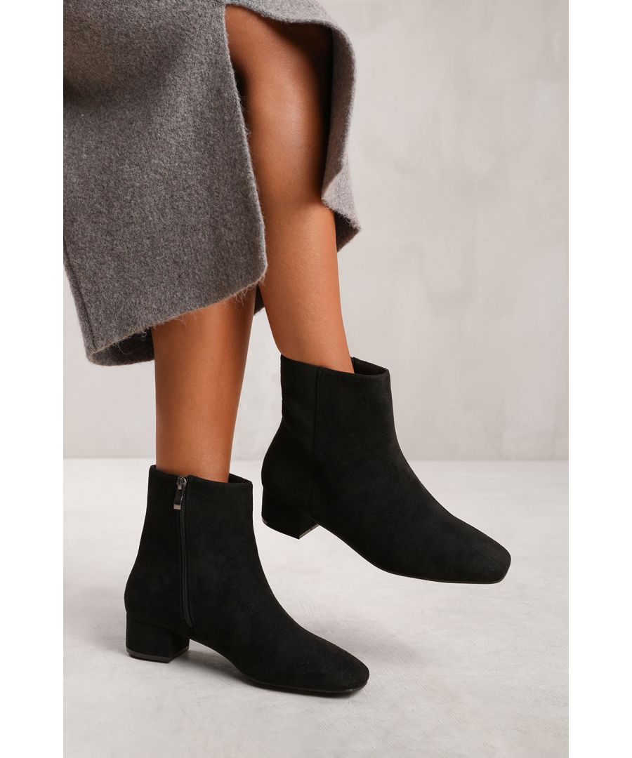 Where's That From Wheres Womens 'Odetta' Low Block Heel Ankle Boot With Side Zip - Black - Size UK 7