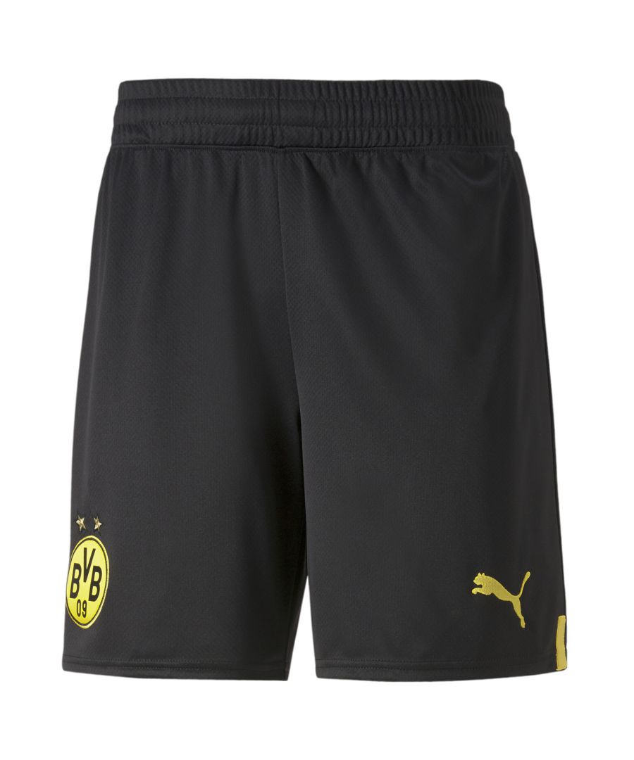 PRODUCT STORY Show up to the pitch looking, and playing, like Borussia Dortmund’s star player with these replica shorts. They’re made from sweat-wicking material, to keep you cool in the tensest moments of the game, and finished with the Die Schwarzgelben’s famous crest on the leg. Heja BVB! FEATURES & BENEFITS : dryCELL: Performance technology designed to wick moisture from the body and keep you free of sweat during exercise Recycled Content: Made with at least 20% recycled material as a step toward a better future DETAILS : Regular fit Elasticated waist Twin needle hem PUMA Cat Logo on the leg Official team crest on the leg