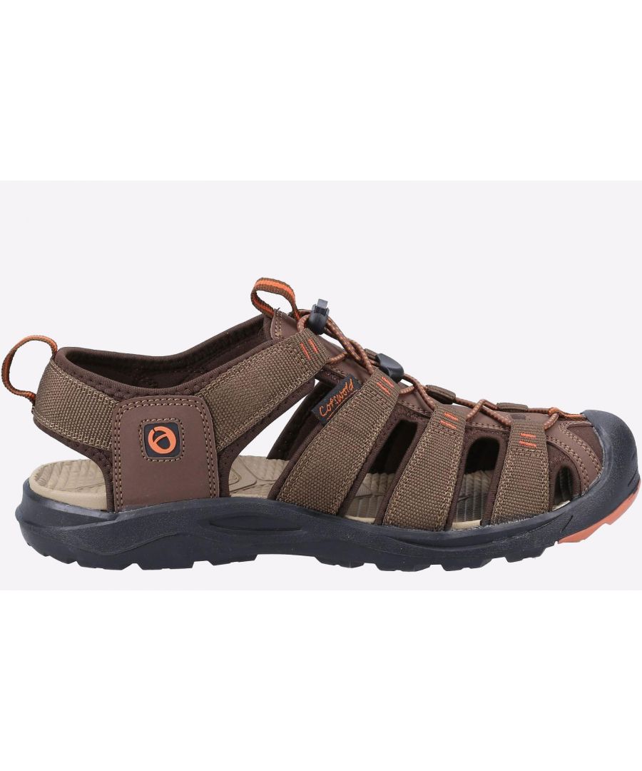 Mens summer walking leisure sandal from Cotswold, Marshfield Mens is crafted with lightweight recycled uppers, it has a pull toggle fastening for a secure fit and sporty Rugged 360 traction sole for superior grip.\n- Recycled upper- Pull toggle fastening- Summer walking leisure sandal- Lightweight PU and Neoprene upper- Sporty Rugged 360 traction sole