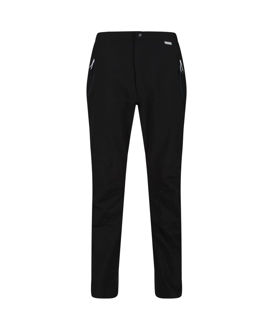 Materiaal: 100% polyester stretchstof. Waterdicht en ademend Isotex 10000. Ademend vermogen 10.000g/m2 / 24 uur. Getapete naden. Onbeperkt. 2 zijzakken met rits. Ritssluiting bij de enkel. Onderdeel elastische tailleband.
