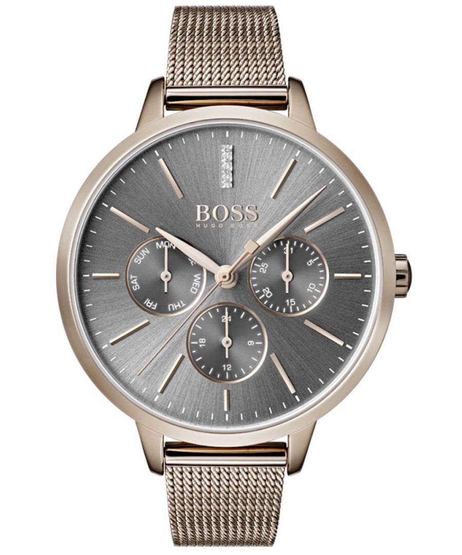 Hugo Boss Symphony 1502424 is a beautiful and attractive Ladies watch from Symphony collection. Case material is Gold plated, which stands for a high quality of the item while the dial colour is Grey. In regards to the water resistance, the watch has got a resistancy up to 30 metres. It means it can be worn in scenarios where it is likely to be splashed but not immersed in water. It can be worn while washing your hands and will be fine in rain. We ship it with an original box and a guarantee from the manufacturer.