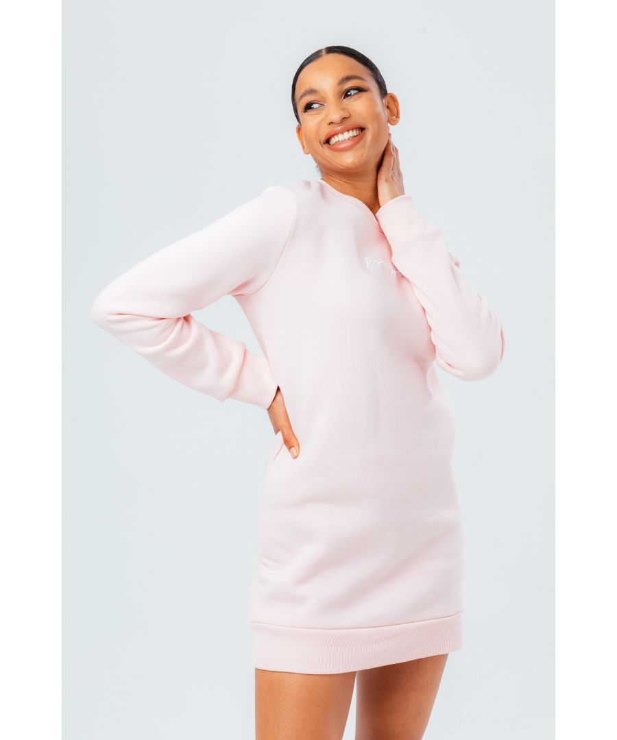 Our womens dresses come in the form of midi, maxi and mini style, team with a pair of trainers and you'll have him eating out-of-the palm-of-your-hand. Dresses for every occasion. Available in a range of on-trend colours and prints.