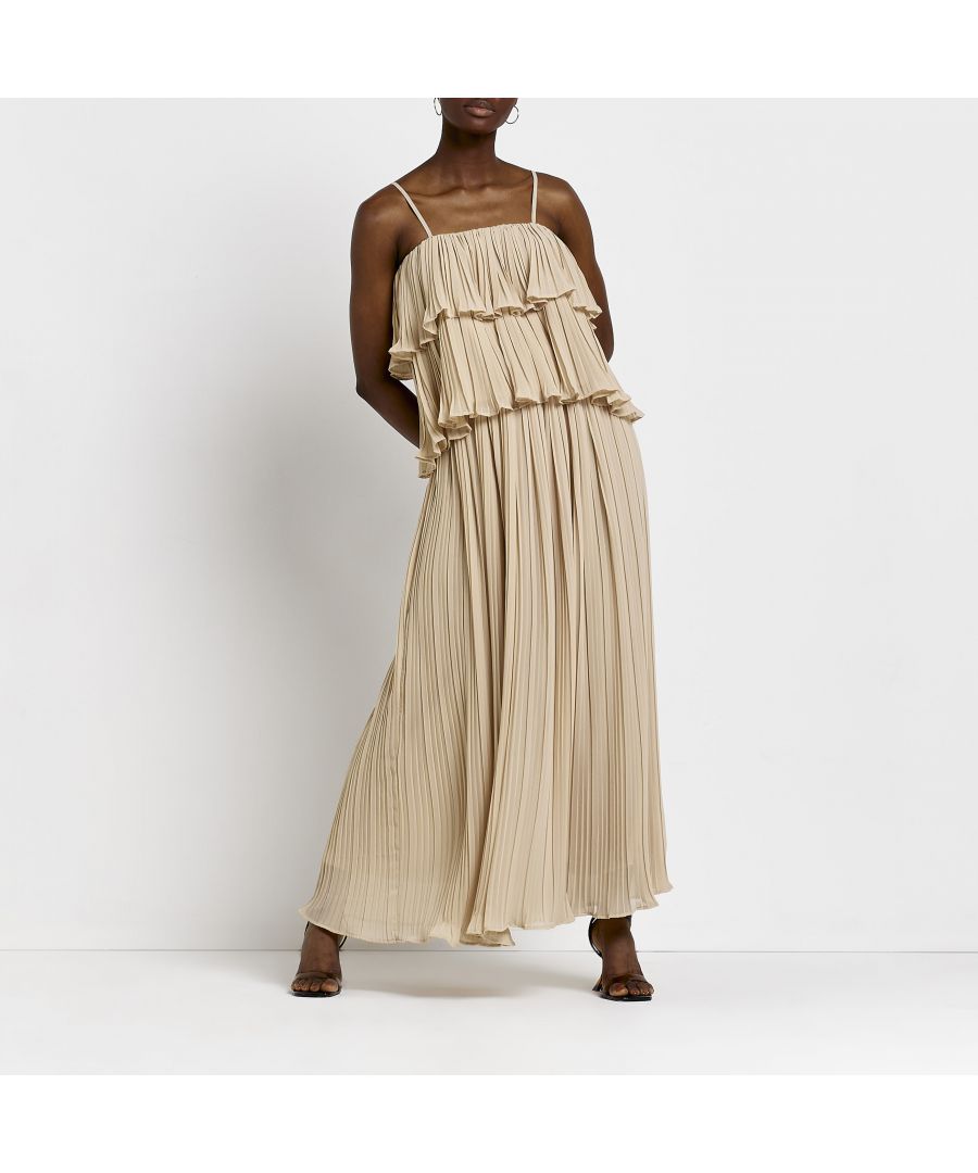 > Brand: River Island> Department: Women> Material: Polyester> Material Composition: 100% Polyester> Type: Tank> Style: Camisole> Pattern: Solid> Size Type: Regular> Fit: Regular> Closure: Pullover> Sleeve Length: Sleeveless> Season: SS22> Occasion: Casual