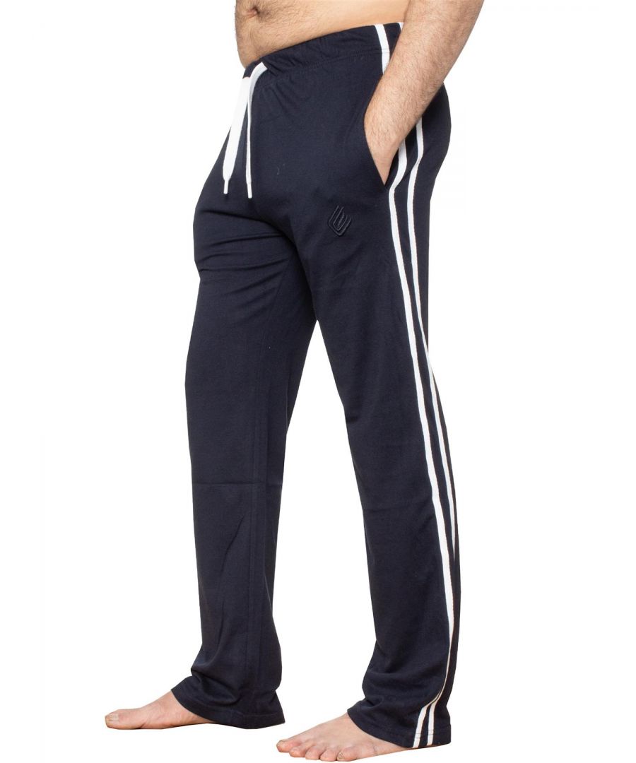 These Regular fit EZLP586 Lounge pants feature classic contrast stripes to sides, 2 side pockets, cotton blend for superior comfort, adjustable waist with drawstrings